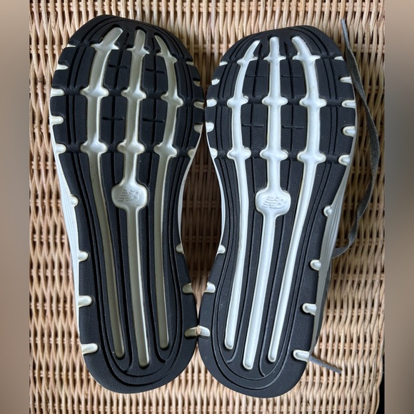 New Balance Gray and Pink Athletic Shoes - Picture 9 of 9